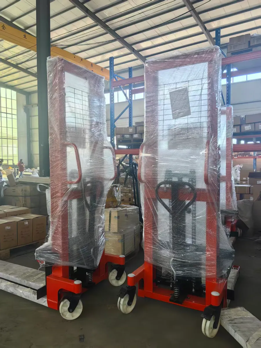 Manual Hydraulic Stacker